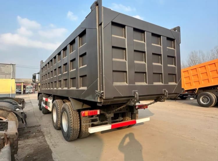 Reman Howo TX 8x4 Dump Truck 400 3 2026 Sinotruk Howo TX 400 Reman Dump Truck 8x4 for Sale