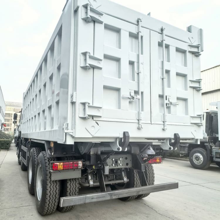 China Reman 12 Wheeler Truck Howo 40 Ton Dump Truck for Sale Manufacturer