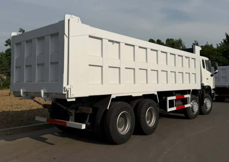 Reman Howo NX 8x4 371 Tipper Truck 4 Customized Reman Dump Trucks Howo NX 371 8x4 Lorry for Sale Price
