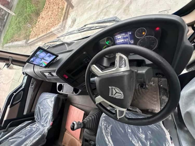 Reman Ten Wheel Tipper Trucks Howo TX 371 for Sale Near Me