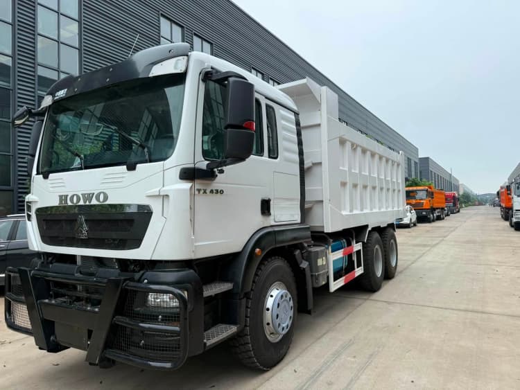 Reman Sinotruk Howo 6x4 Dump Truck TX 2 Reman Sinotruk Howo 6x4 Dump Truck TX 430 Price in China