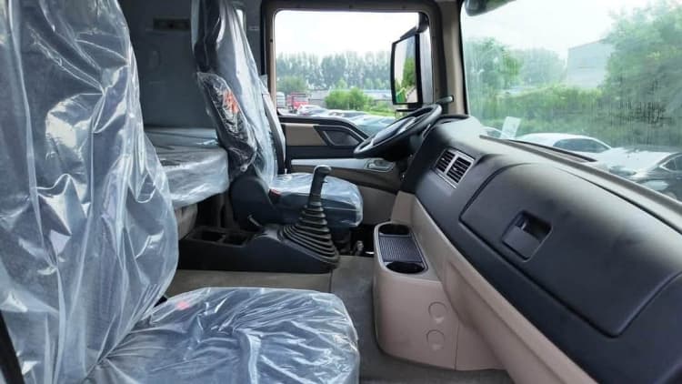 Reman Howo 12 Wheeler Sinotrucks TX Tipper Truck Price