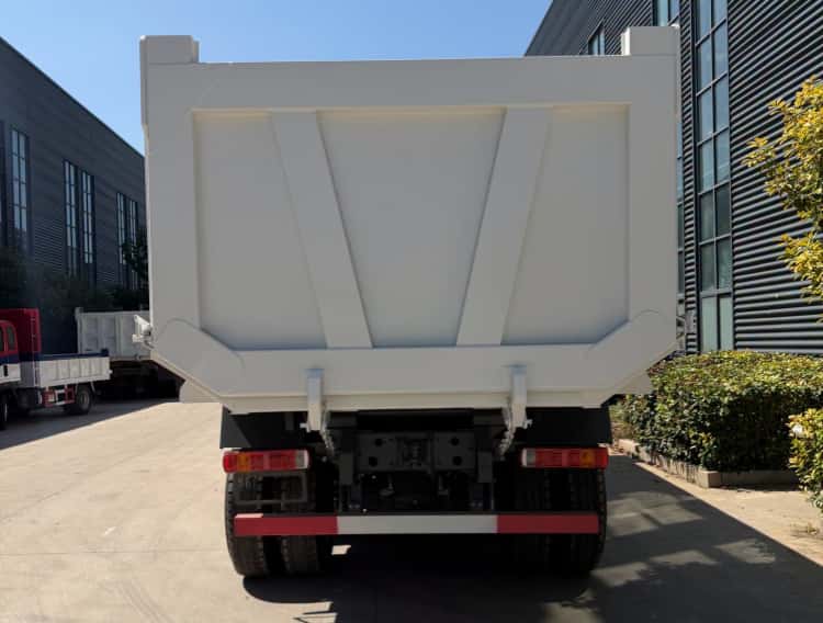 Reman Howo NX 8x4 Dump Truck U Shape 4 Industrial Reman Dump Trucks Howo NX 8x4 for Sale