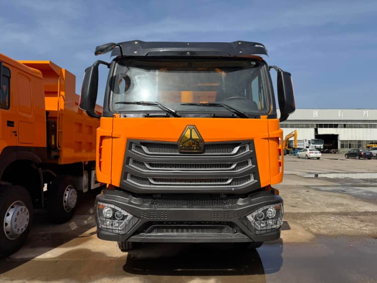 Reman Howo Tipper Truck NX 8x4 4 Certified Reman Dump Trucks Howo NX 8x4 Tipper Truk