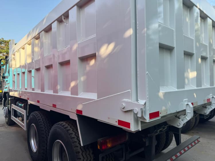 Sinotruk Howo NX 10 Wheeler Reman Dump Trucks for Sale