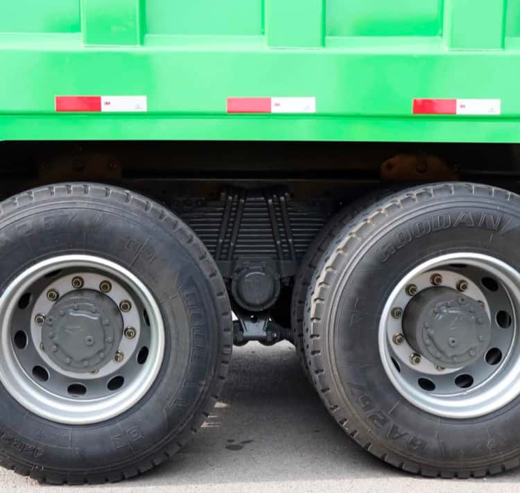Heavy Reman Tipper Truck Sinotruk Howo N7G 380 12 Wheel for Sale