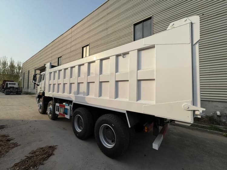 Reman Howo NX 8x4 Tipper Truck 4 China Reman Dump Trucks Howo NX 8x4 Tipper for Sale