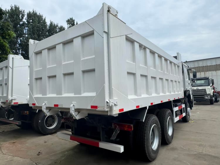 Remanufactured Trucks vs Refurbished Trucks: What Is the Real Difference? 3 Remanufactured Trucks vs Refurbished Trucks: What Is the Real Difference?